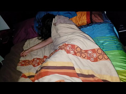 ❤️ Stedbarn skælder sin unge stedmor ud, mens hun sover. ❌ Super porno at da.com-porn-mz.ru ️❤
